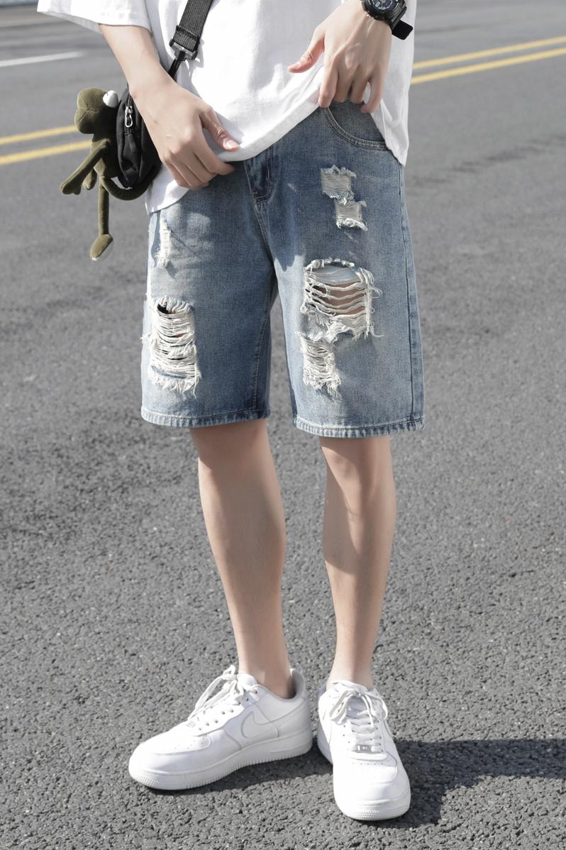 Summer ripped Jean shorts men's casual quarter pants Korean edition loose straight leg pants