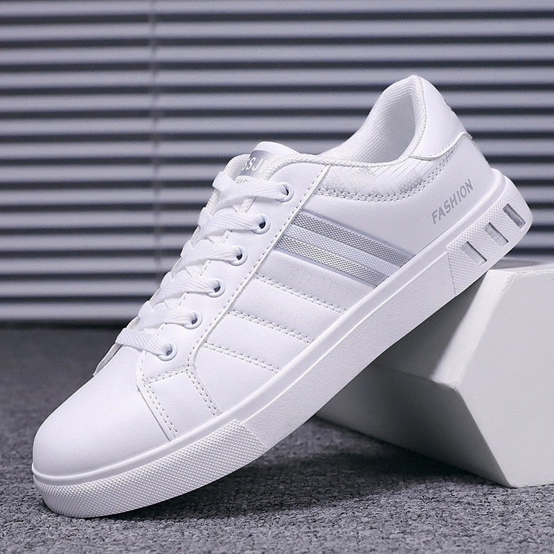 2022 Fashion White Vulcanized Sneakers Women Cheap Flat Comfortable Shoes Men's Autumn Spring Shoes Men Fashion Tennis Sneakers